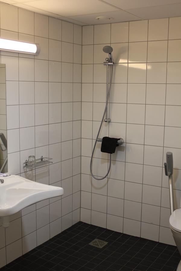 Tuhamaee Hostel Kiviõli Zimmer foto